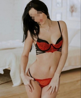 Полина, 28
